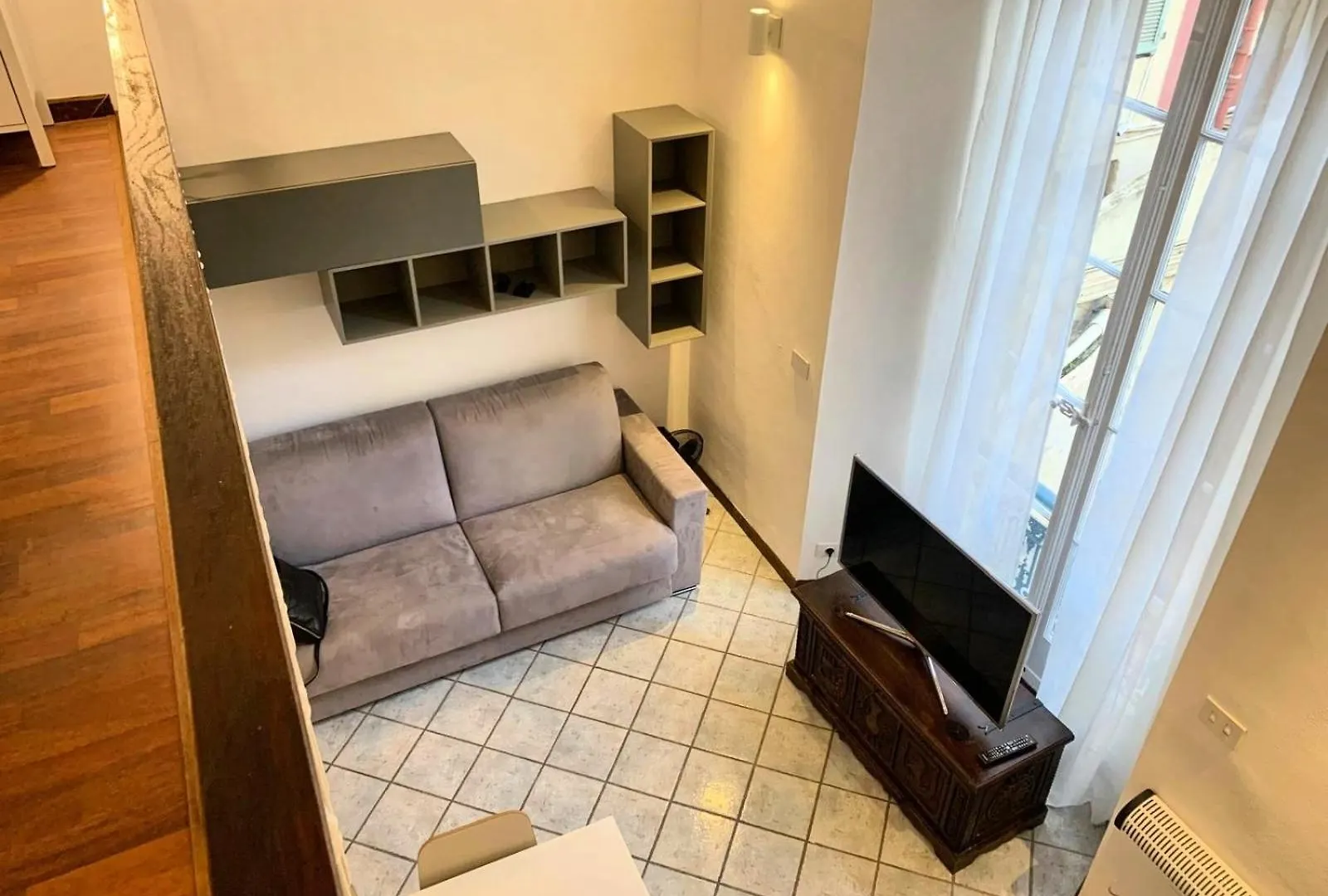 Exclusive Apartment By Sea Near Monaco For 3 People W Lan Kitchen Bedroom Menton