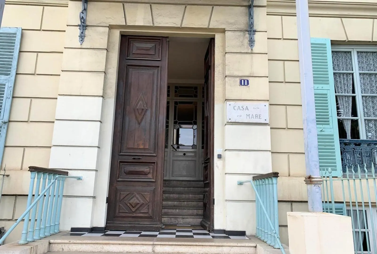 Exclusive Apartment By Sea Near Monaco For 3 People W Lan Kitchen Bedroom Menton 0*,  France
